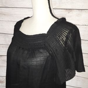 Ann Taylor Black Square Neck Pleated Slv Blouse.